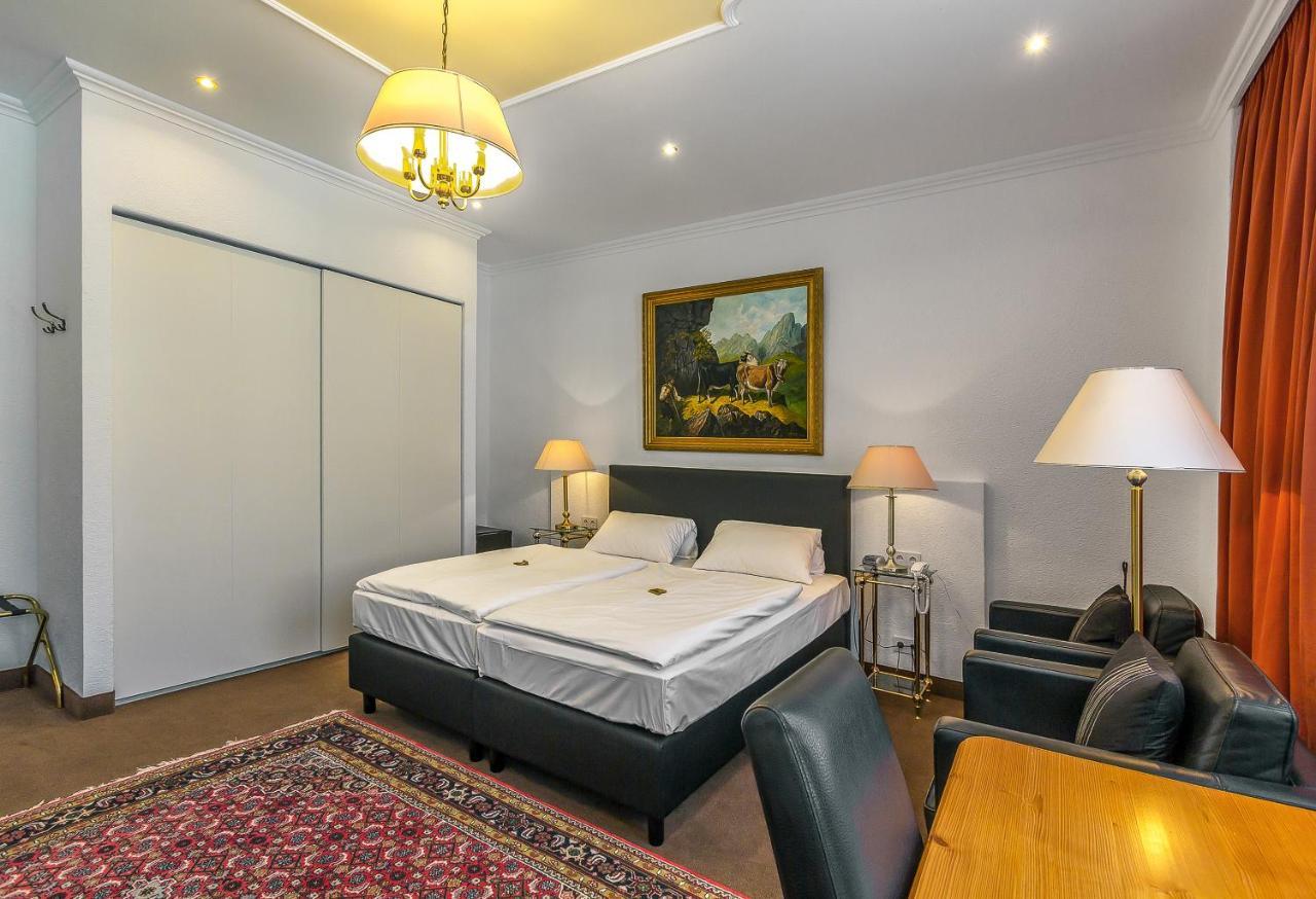 Dreibettzimmer