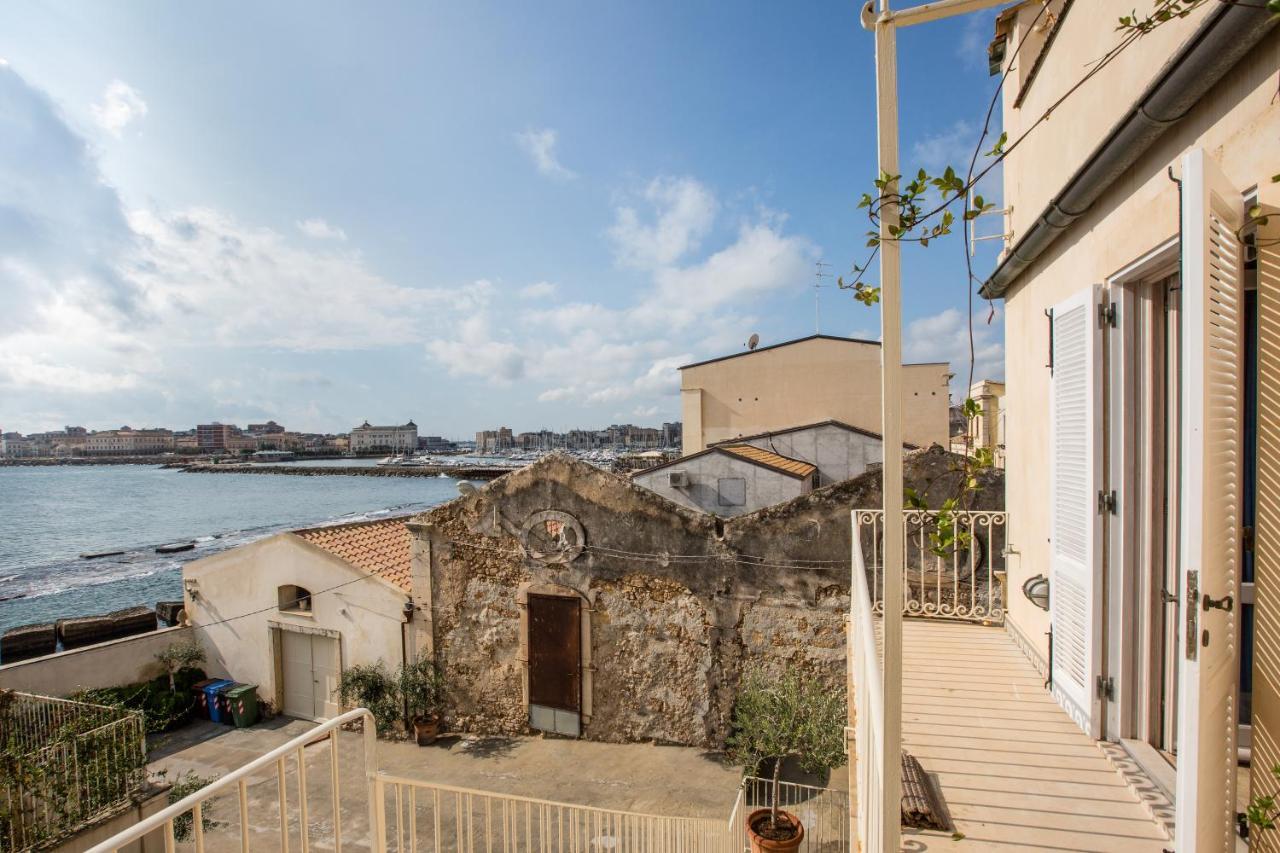 Appartamento con 1 Camera da Letto e Balcone - Edificio Separato