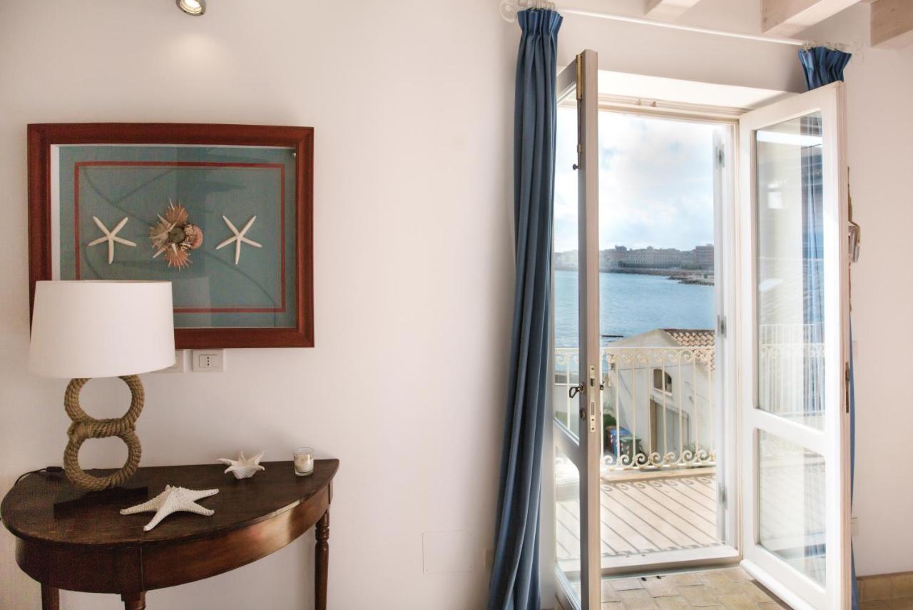 One-Bedroom Apartment Balcony Separate Building