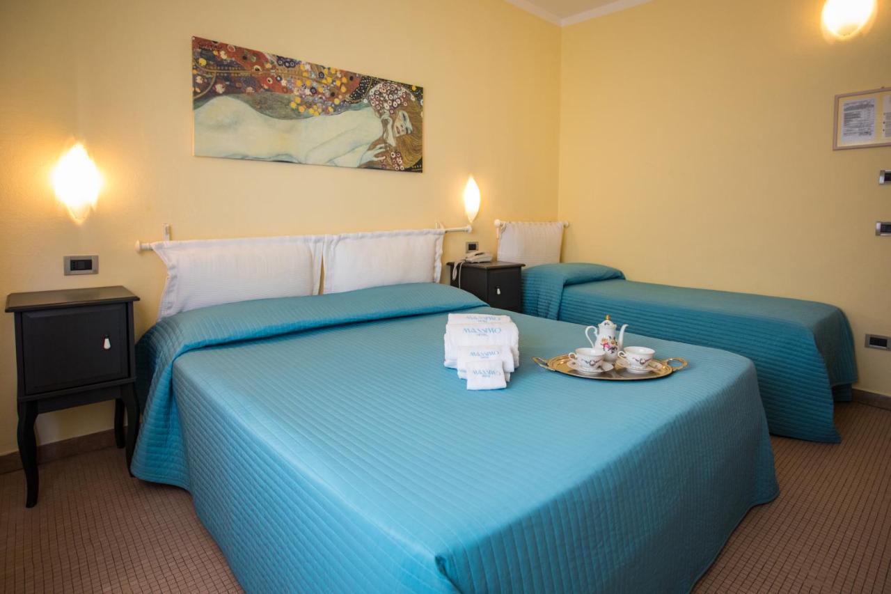 Superior Double or Twin Room,784629951:JPEG