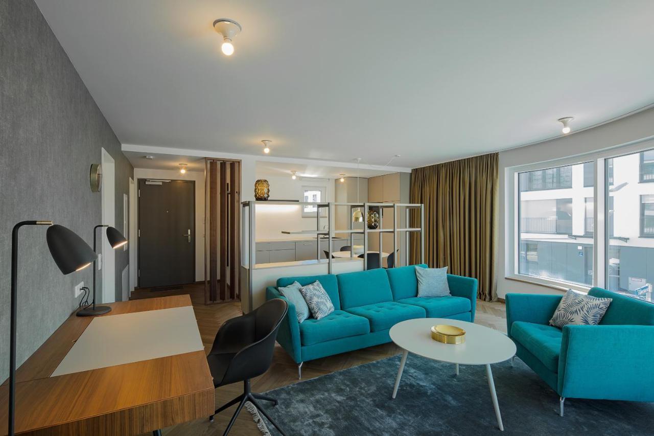 Deluxe Apartment