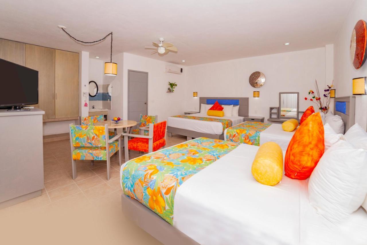 Deluxe Family Room