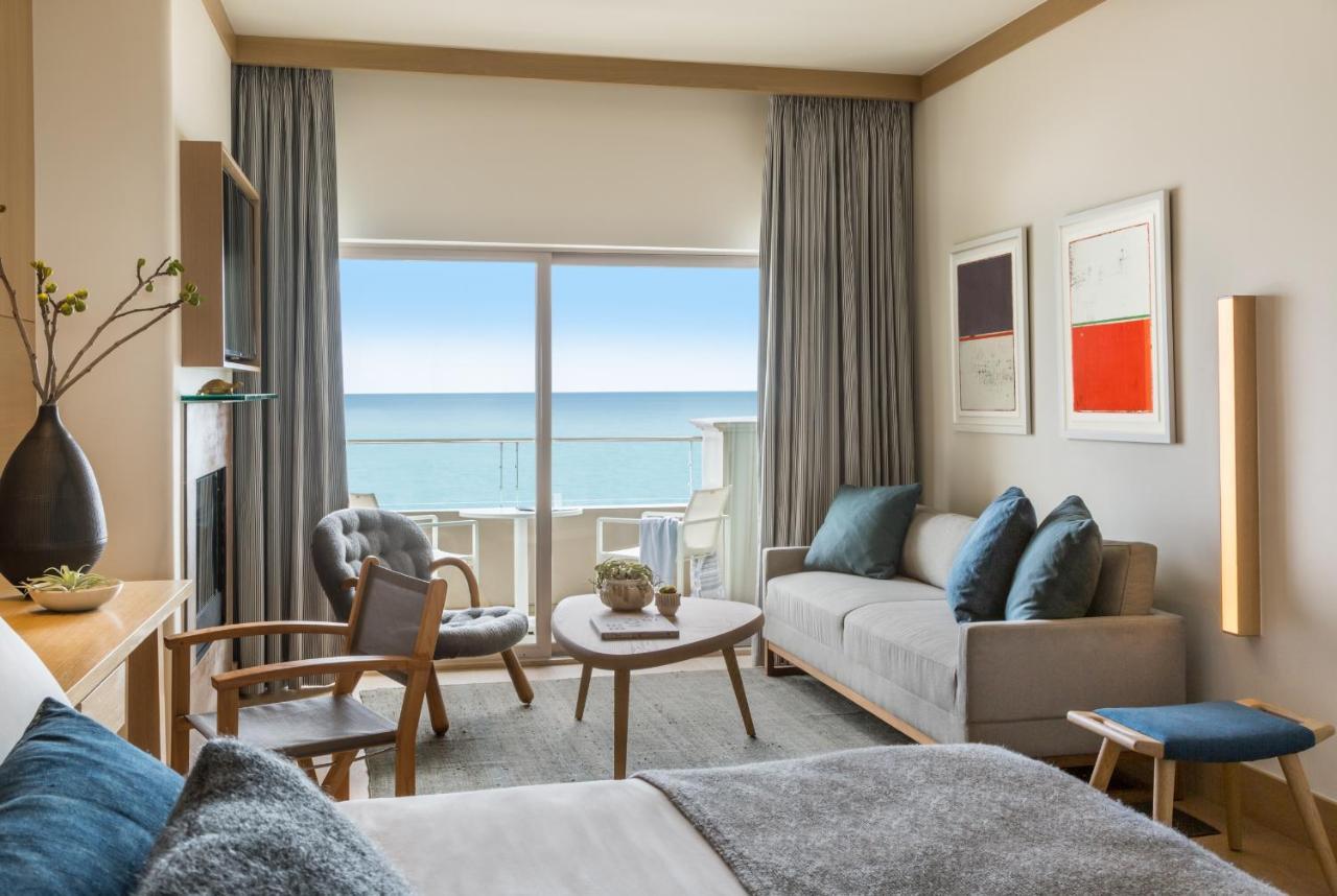 King Premier Oceanfront