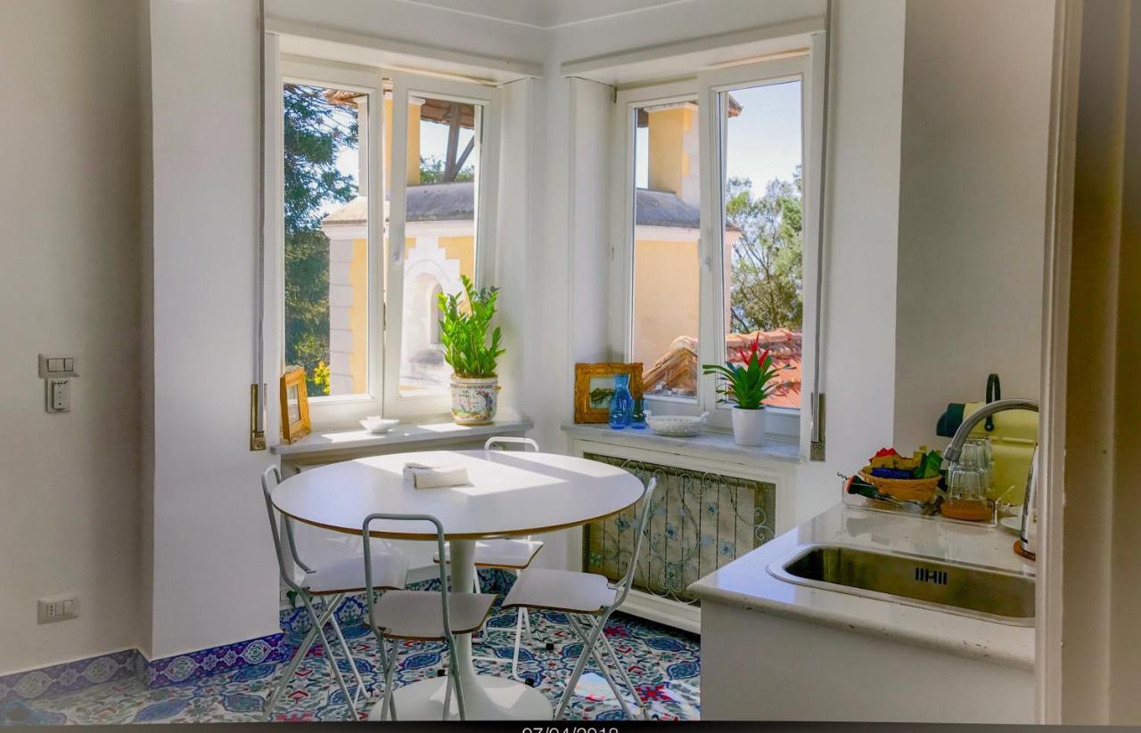 Suite front sea view balcony