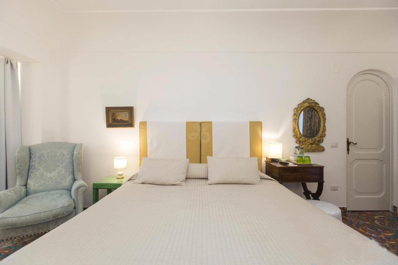 Design One-Bedroom Suite PA1