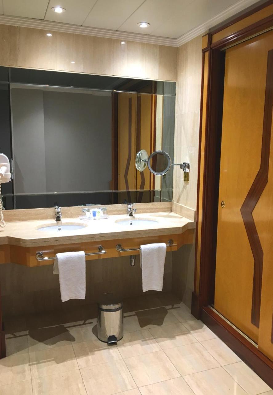 Triple Room,1207795288:JPEG