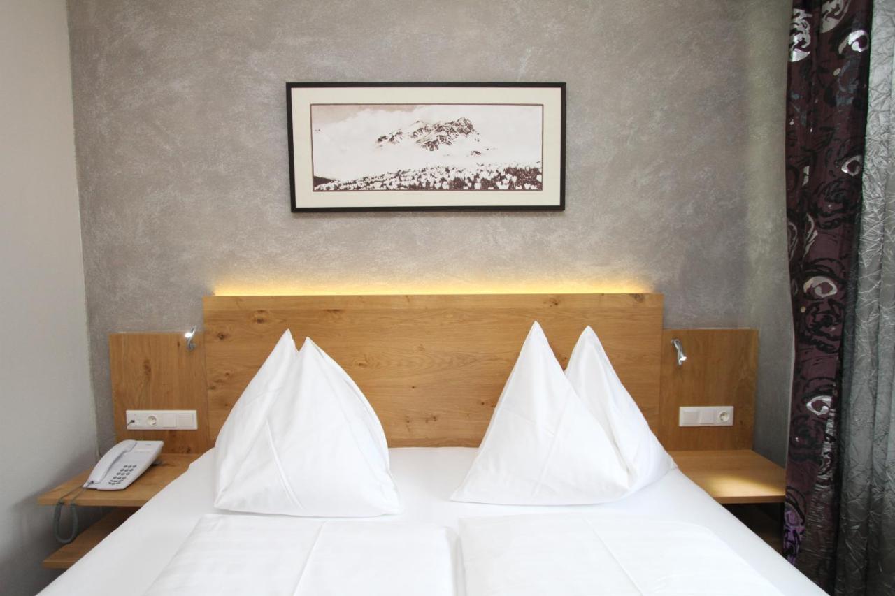 Standard Double Room,1005822823:JPEG