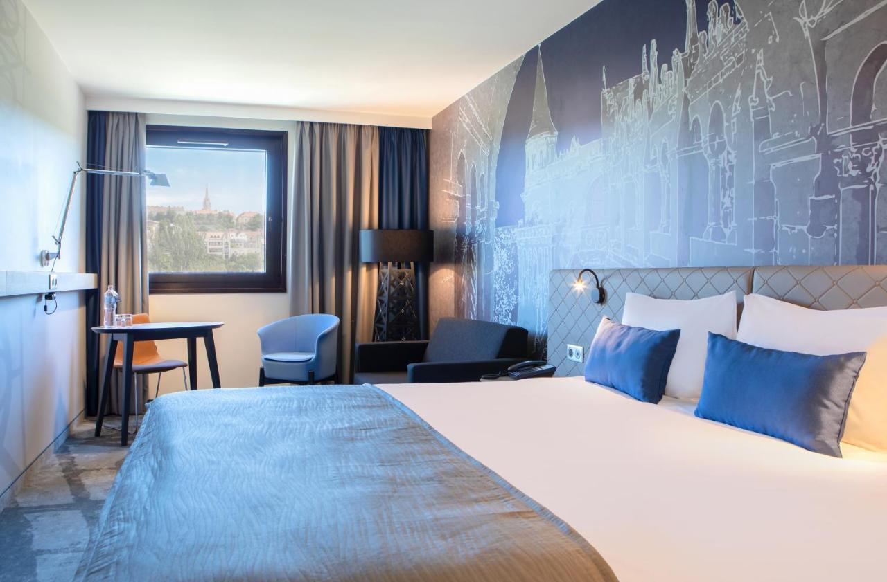 Quarto Superior com Cama de Casal