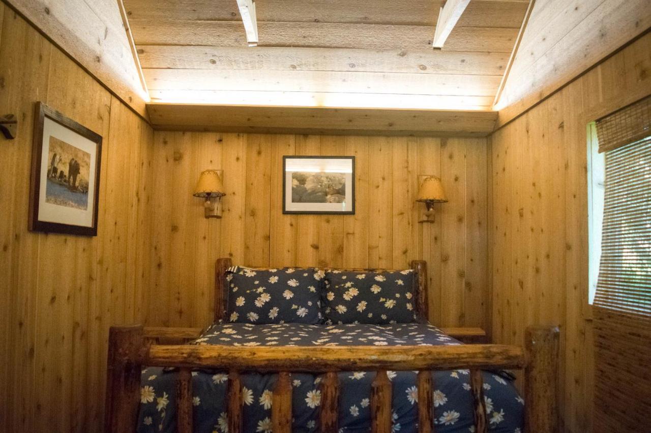 Deluxe Bungalow