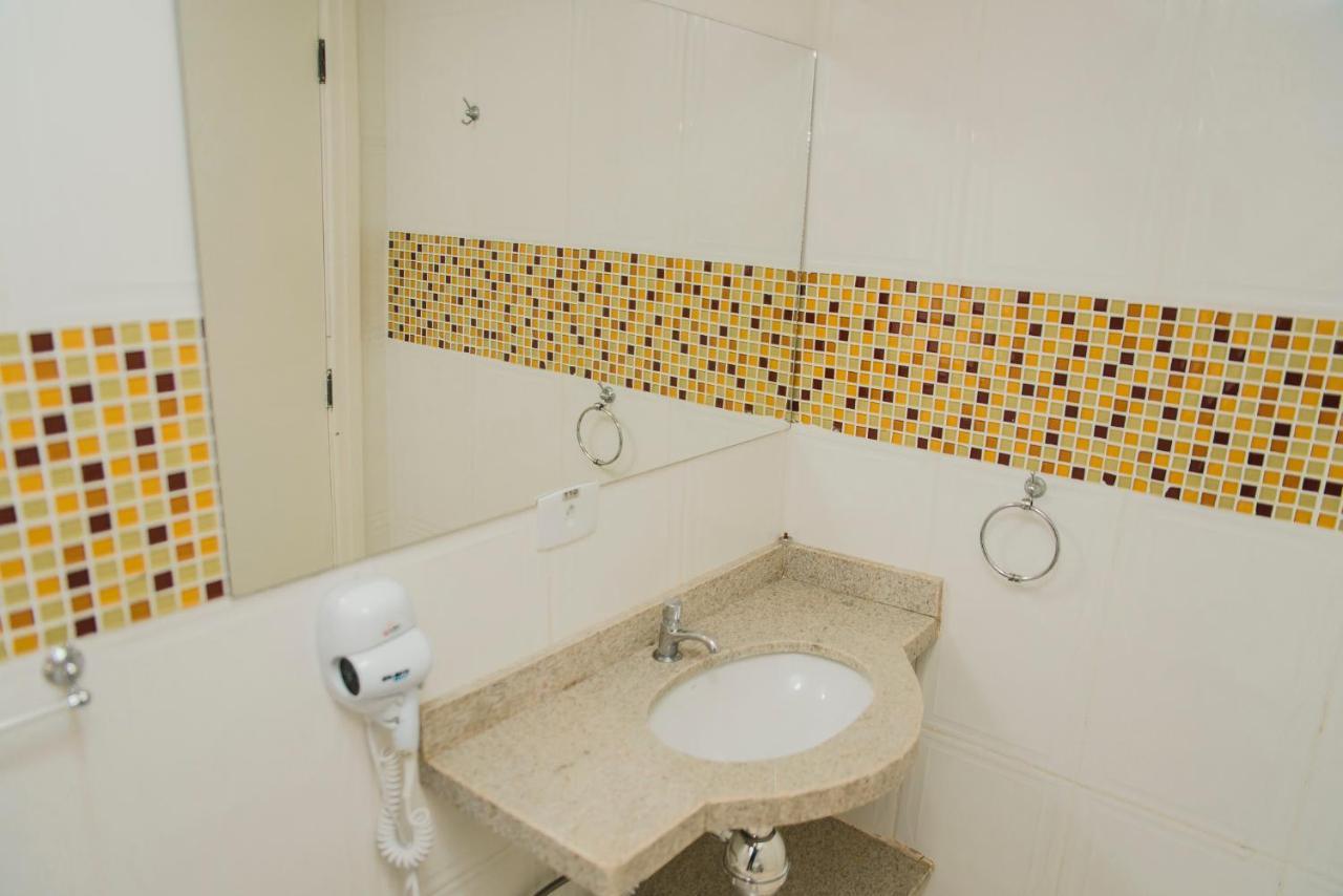 Deluxe Queen Room H7