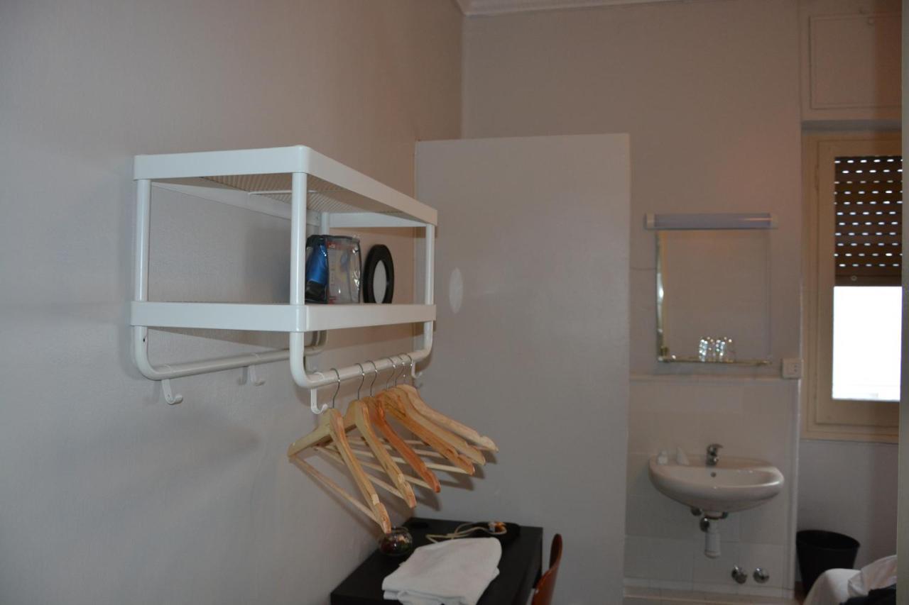 Twin Room Shower