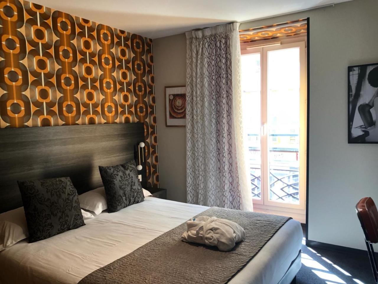 Medium Double Room