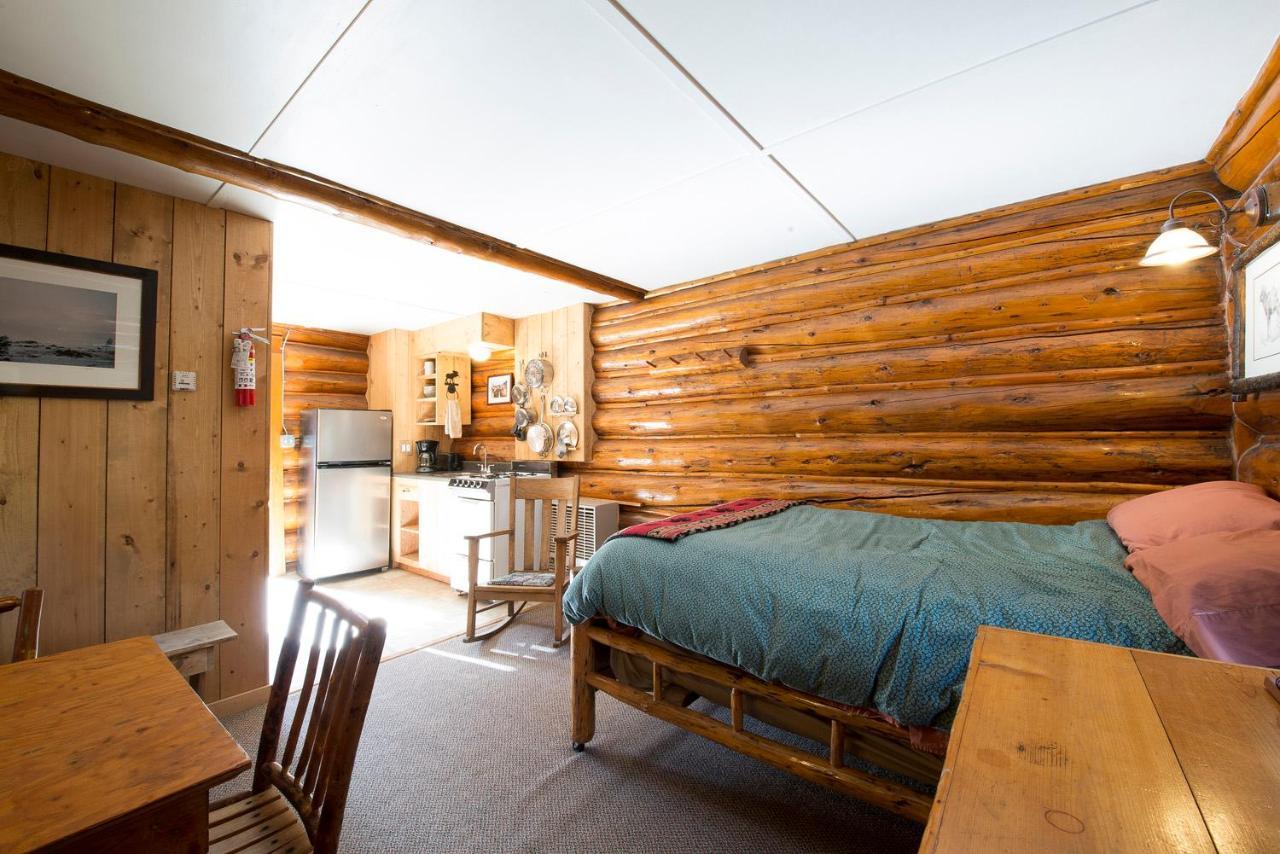One-Bedroom Cottage