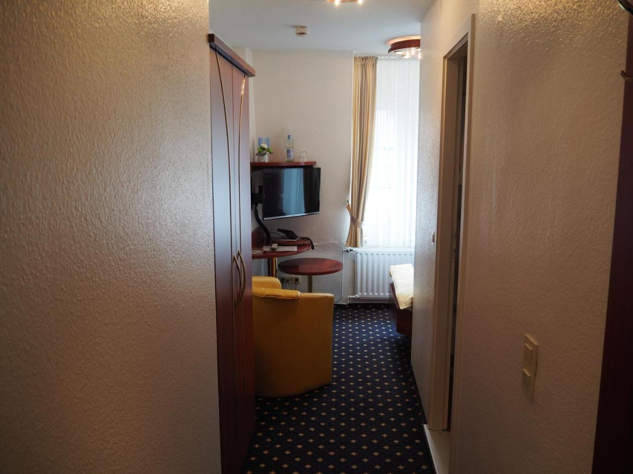 Small Single Room
