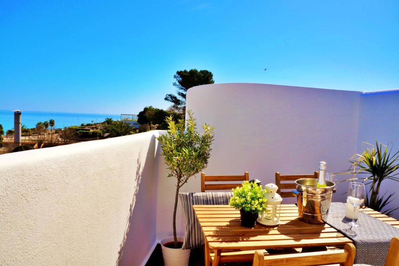 One-Bedroom Apartment Terrace Balcony