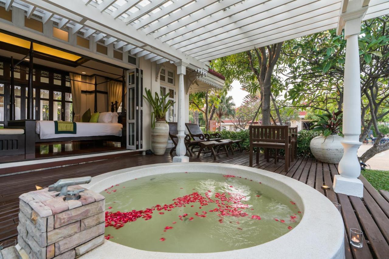 One-Bedroom Villa Pool view