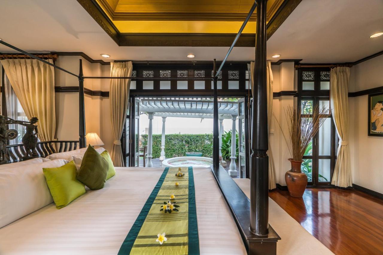 One-Bedroom Villa Pool view