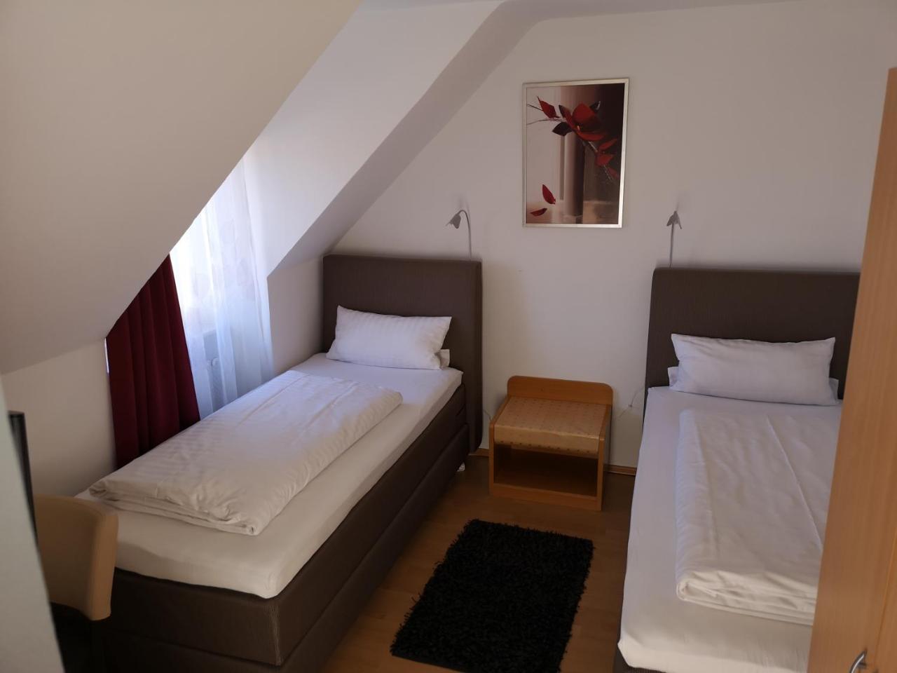 Double Room,932292823:JPEG