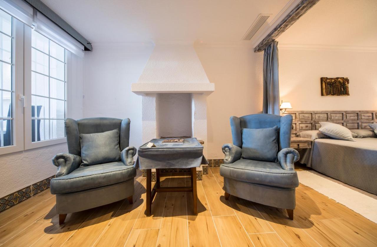 Large Twin Room Ground Floor