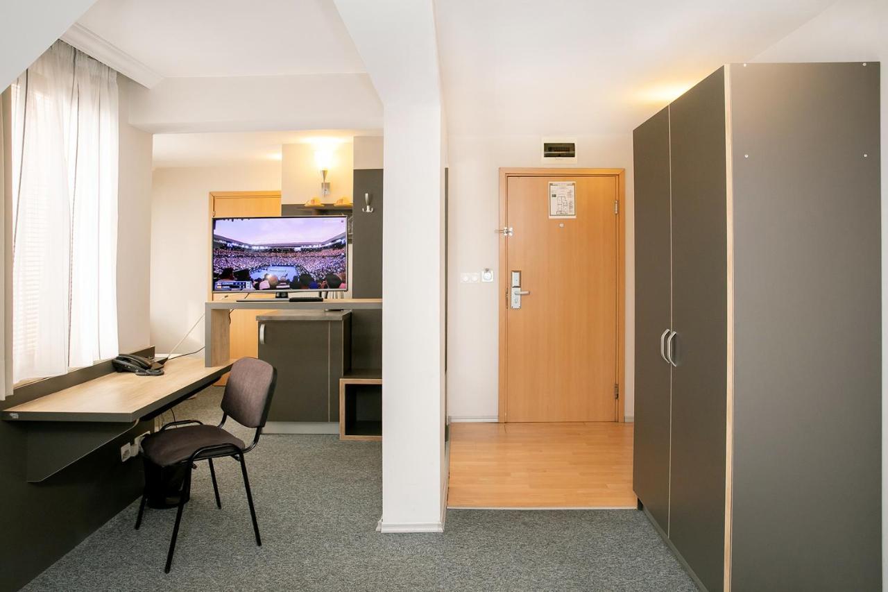 Deluxe Twin Room Balcony
