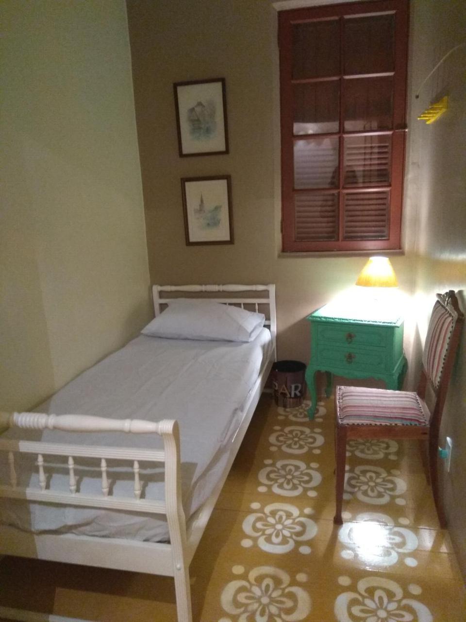 Quarto Individual Pequeno