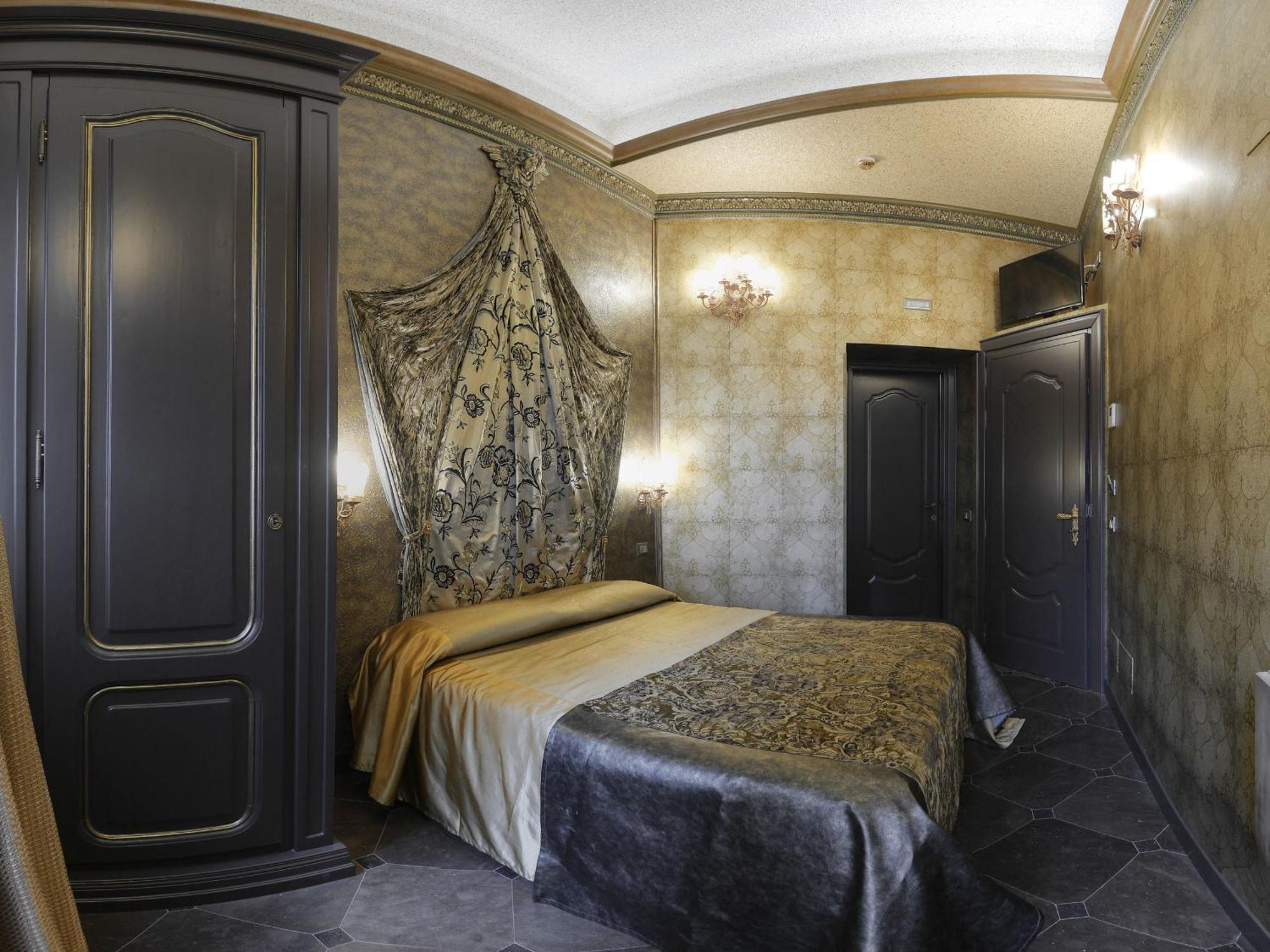 Small Double Room Courtyard View