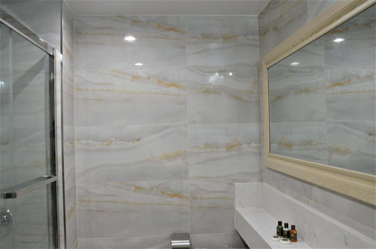 Chambre avec 2 Grands Lits Queen-Size