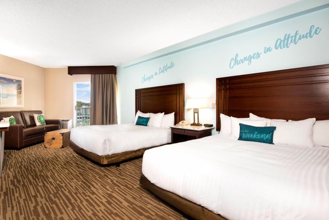Standard Room Two King Beds Lakeview