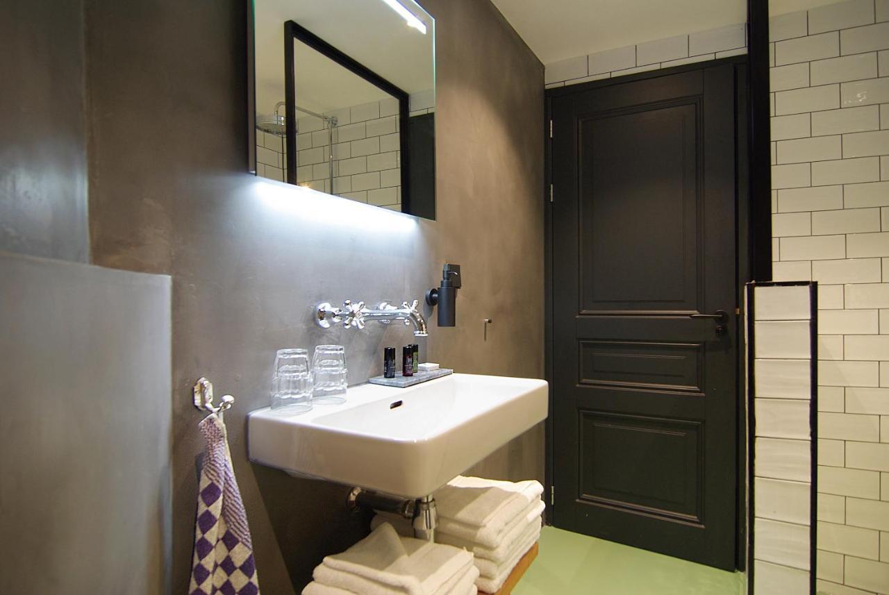 Suite Shower