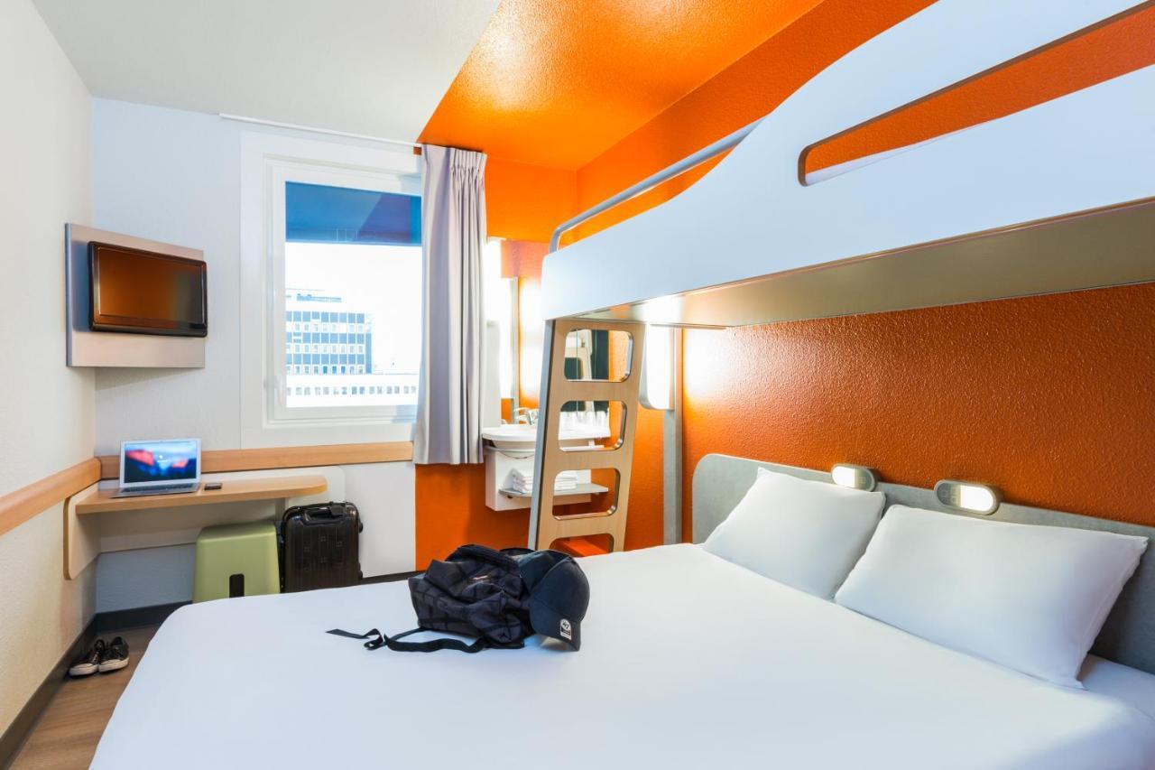 Triple Room Three Single Beds