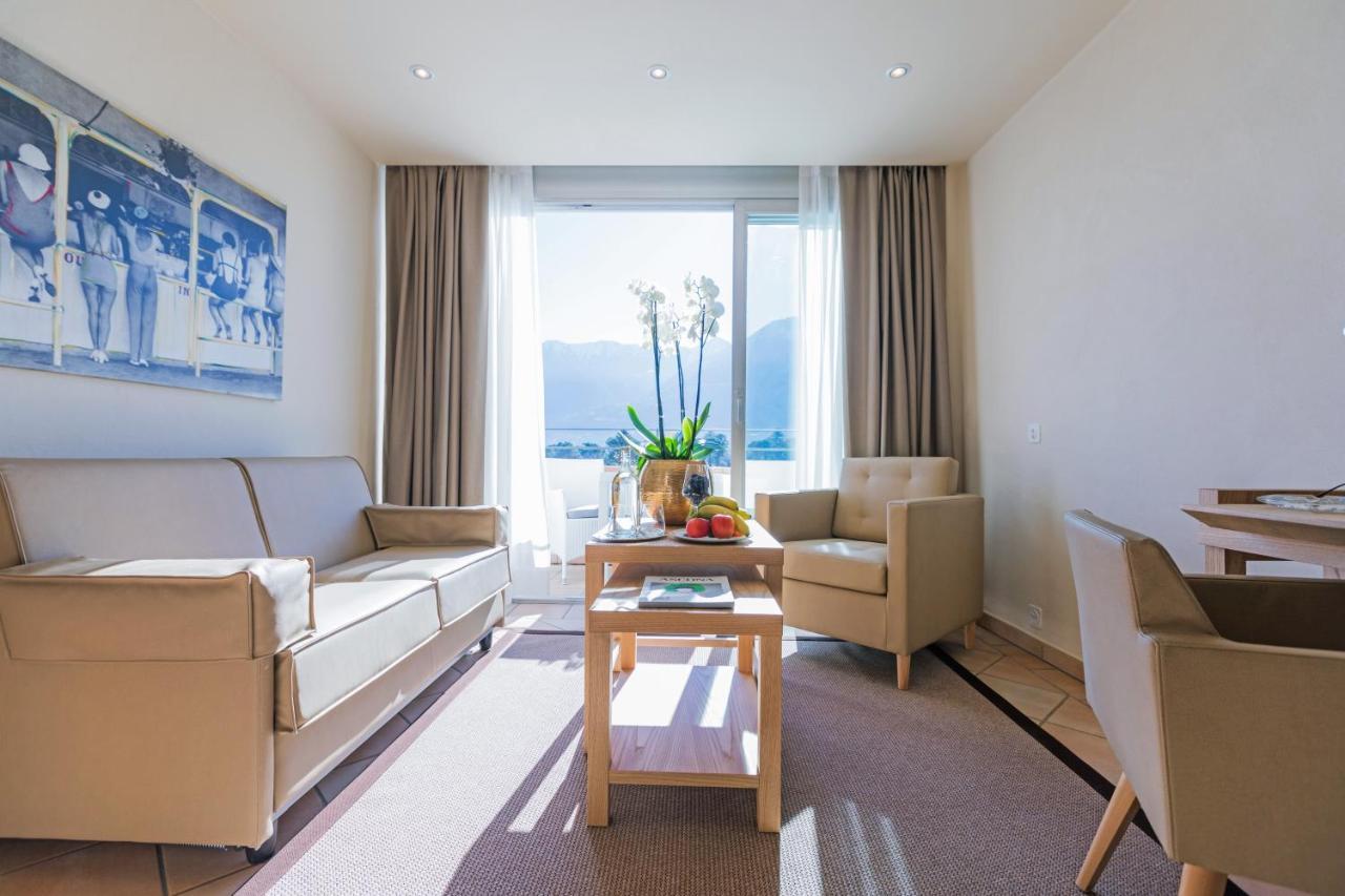 Deluxe Double Room Balcony Spa Access