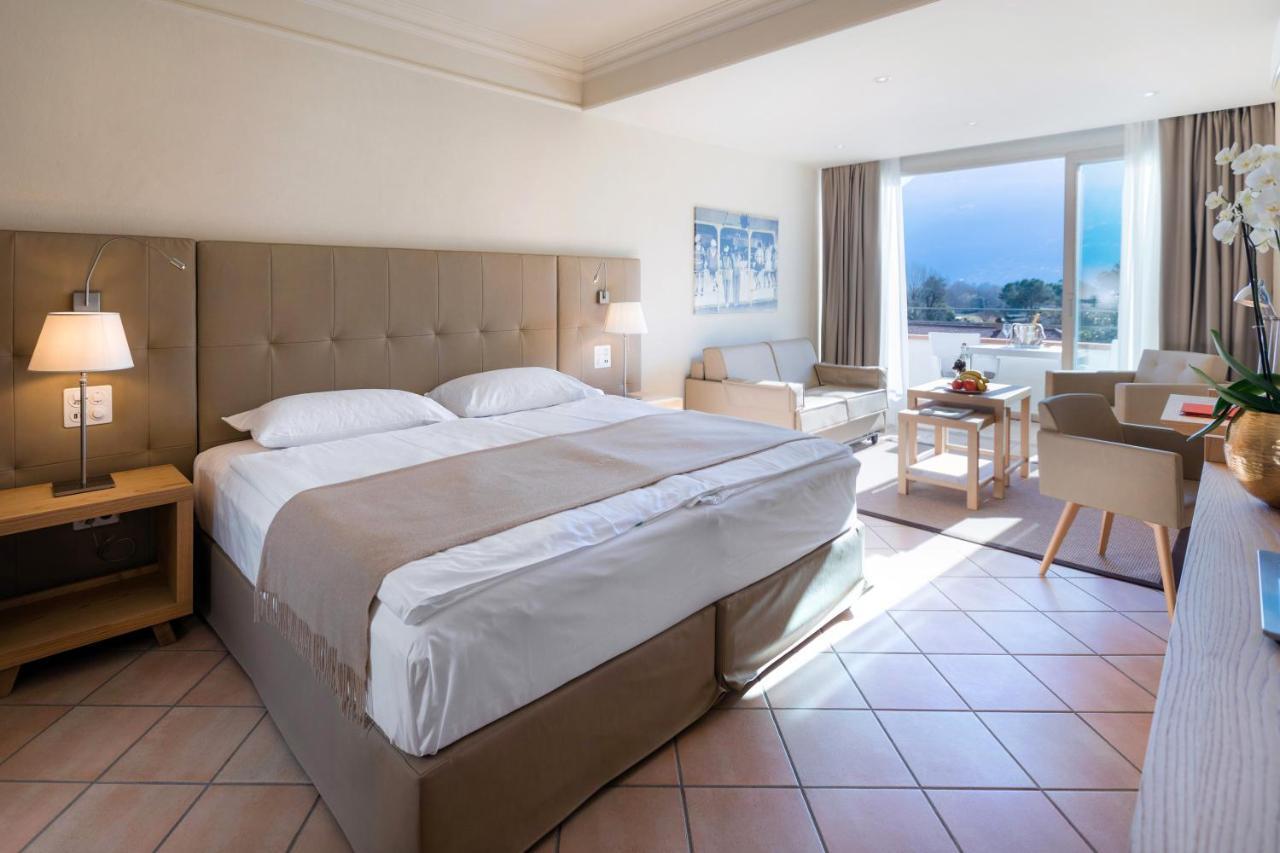 Deluxe Double Room Balcony Spa Access