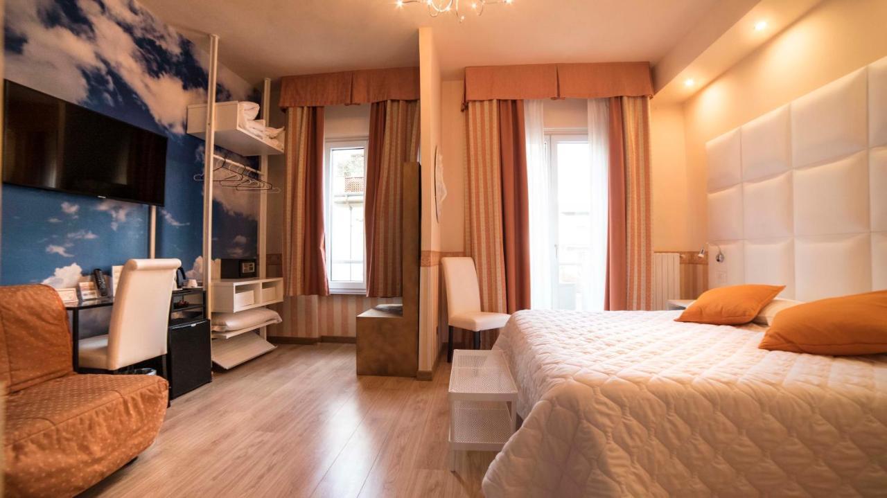 Triple Room,775872517:JPEG