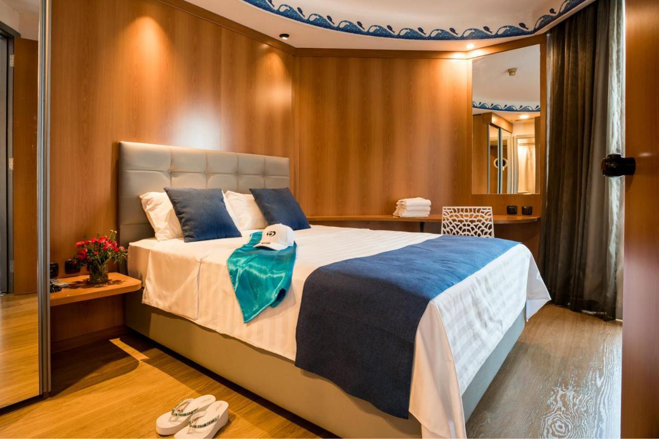 Standard Deluxe Suite 2 Room Balcony Kitchenette 50m²