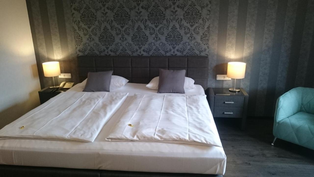 Double Room Lake View
