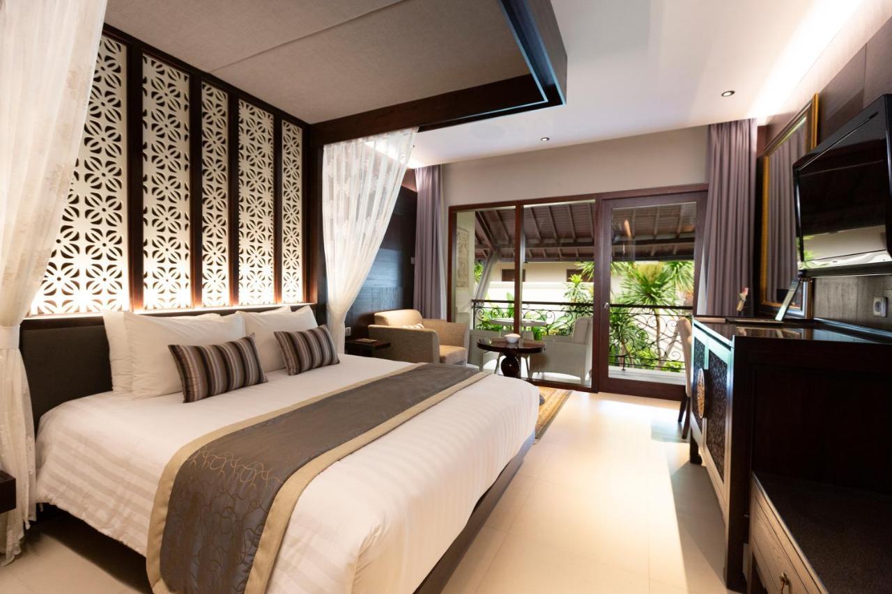 Santrian Deluxe Room
