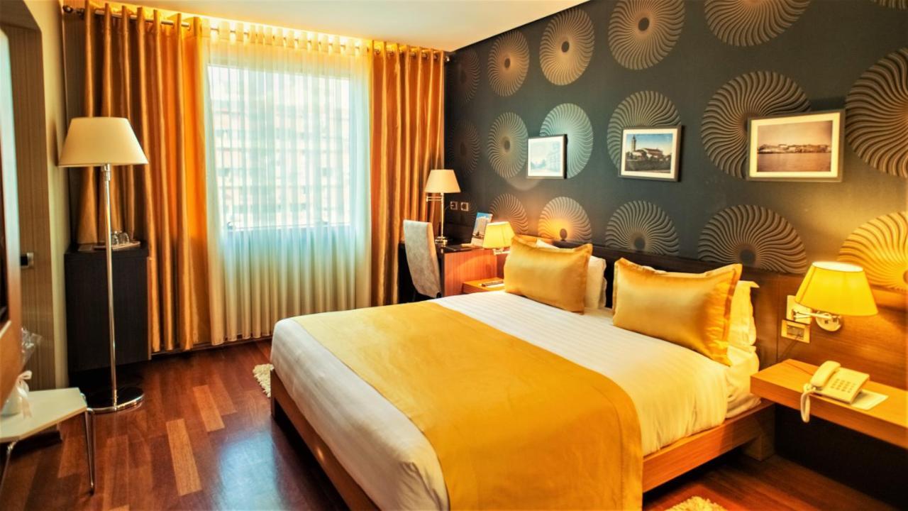 Deluxe Single Room