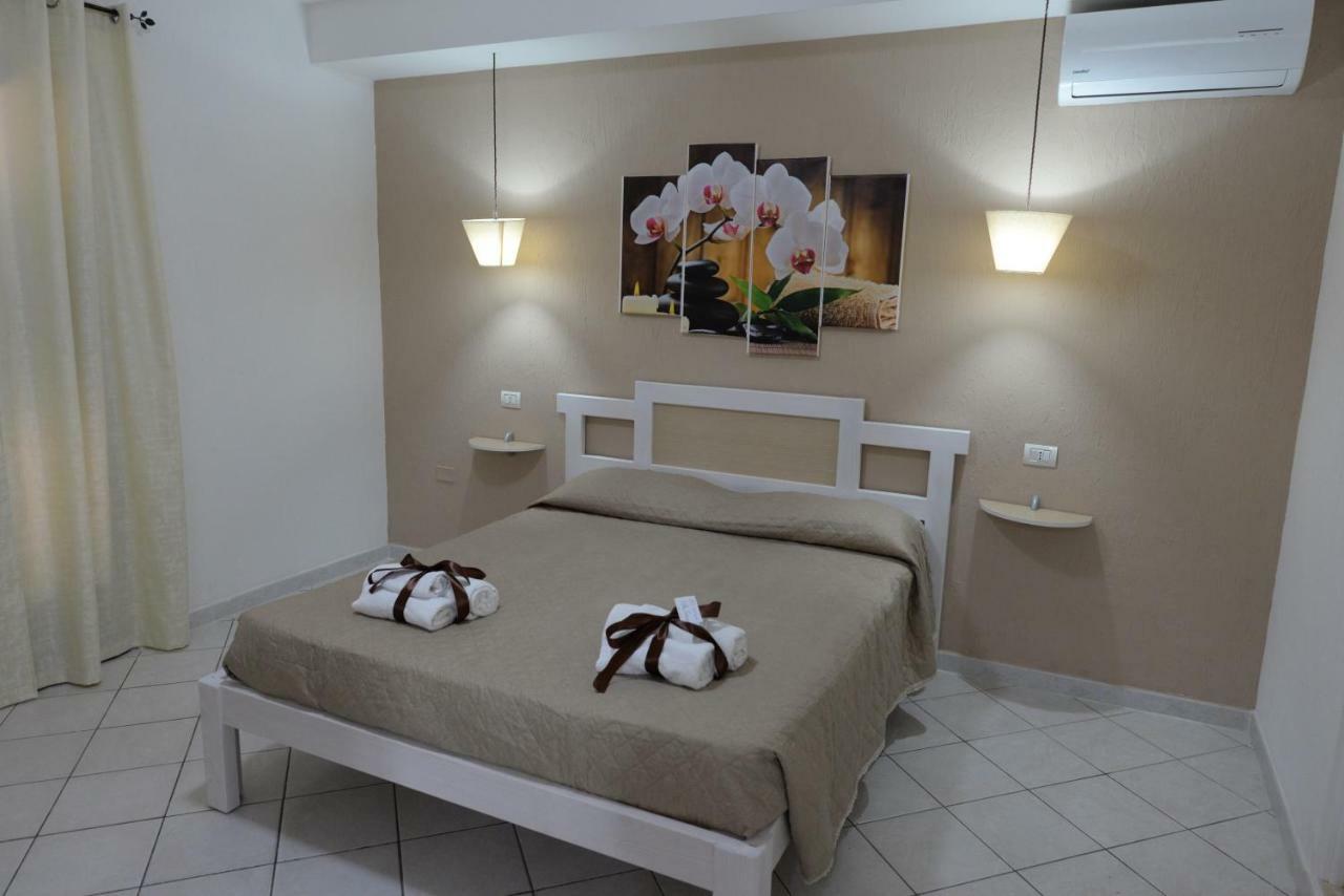 King Room Garden View
