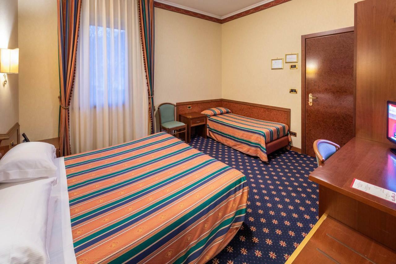 Classic Triple Room