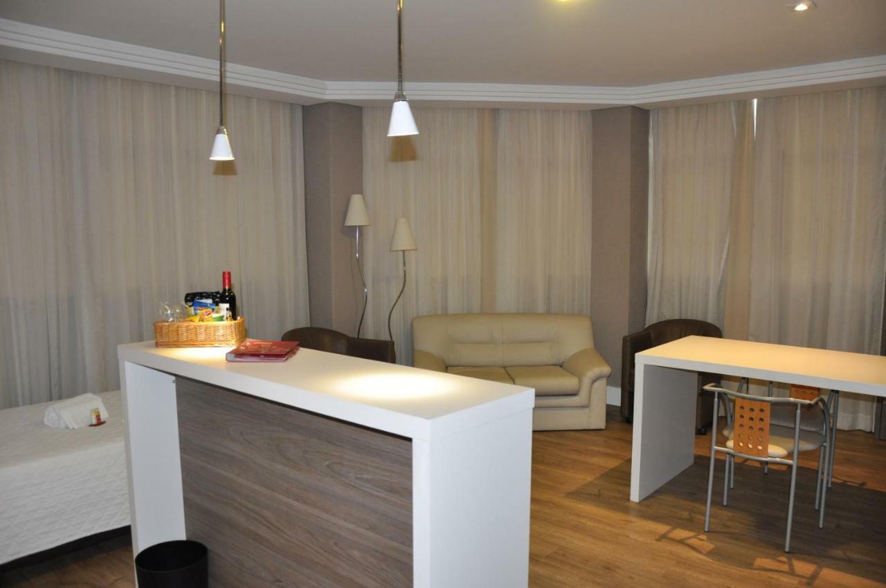 Quarto Triplo Superior
