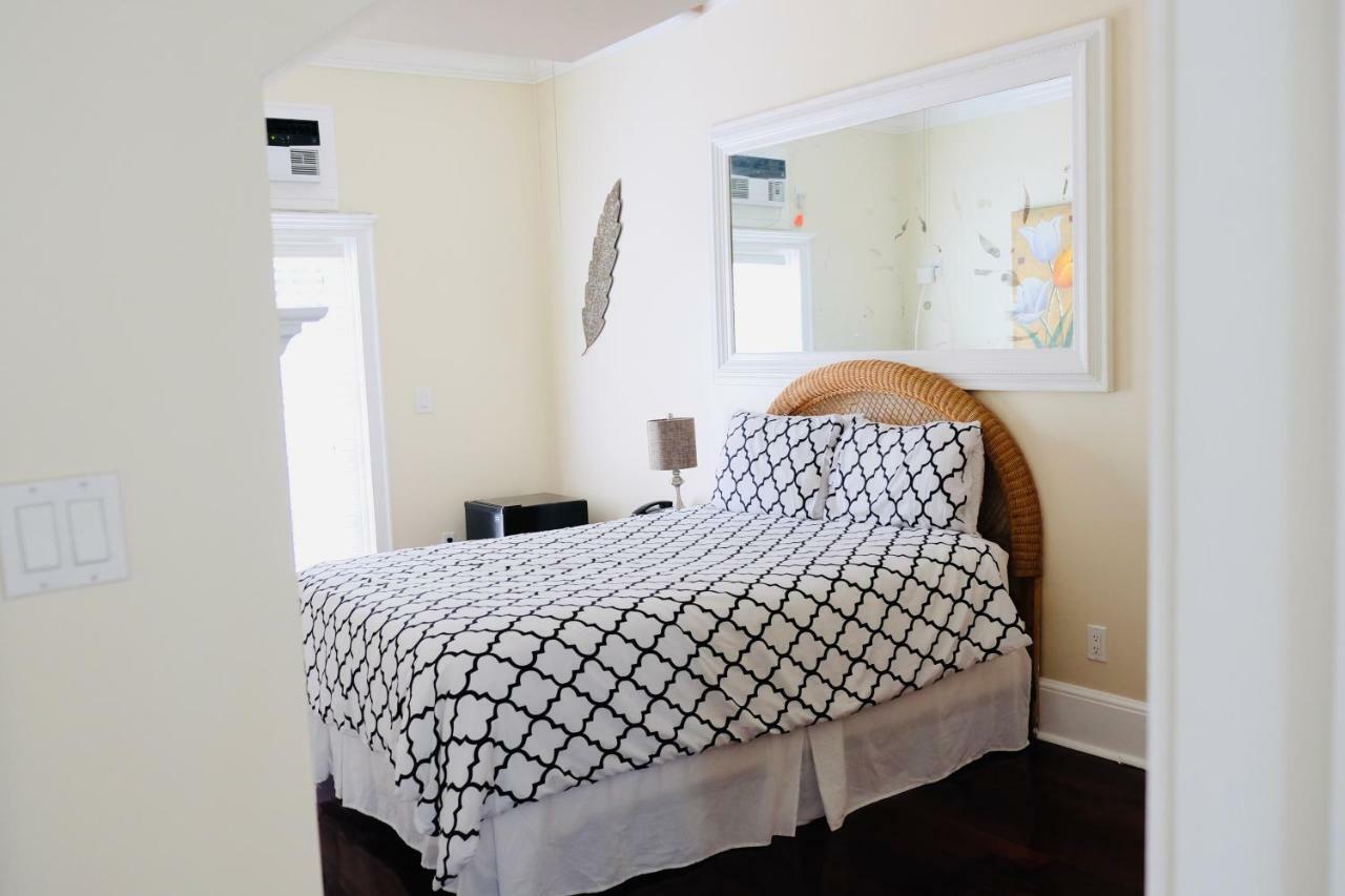 Quarto com Cama Queen-size