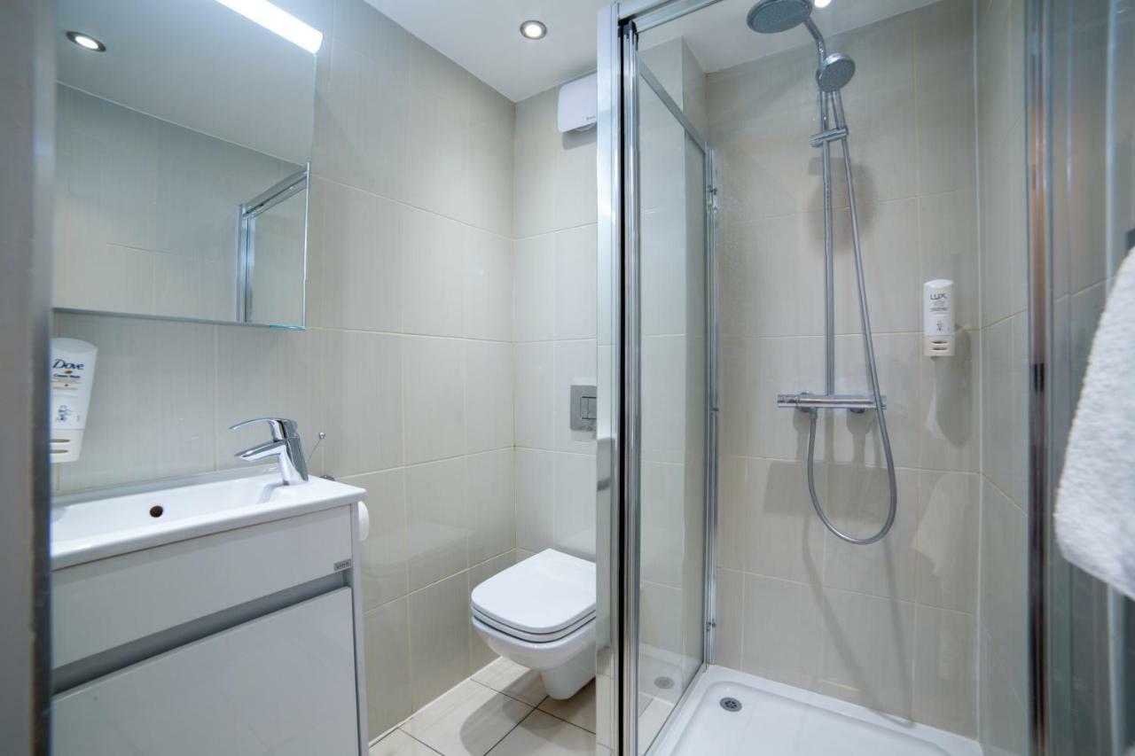 Quarto Duplo Standard