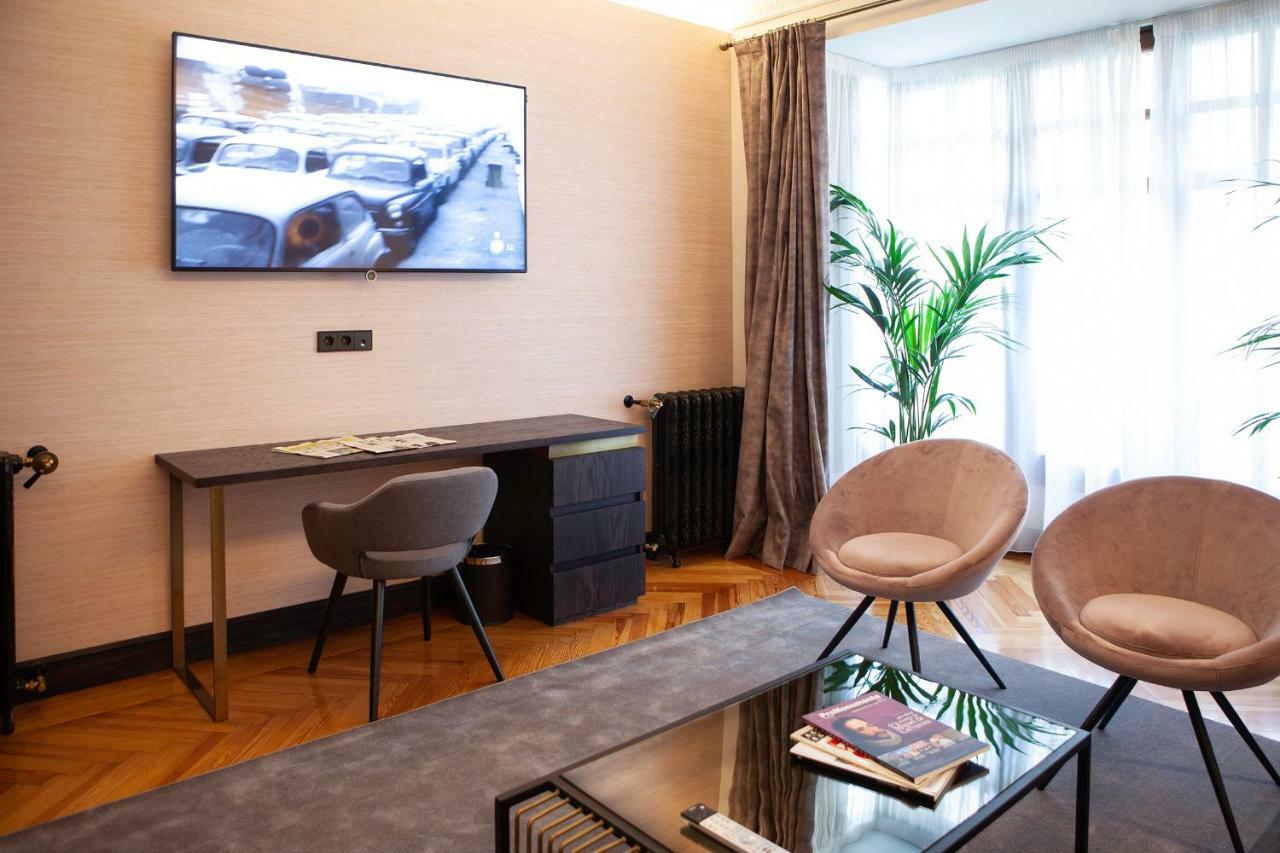 Deluxe Junior Suite