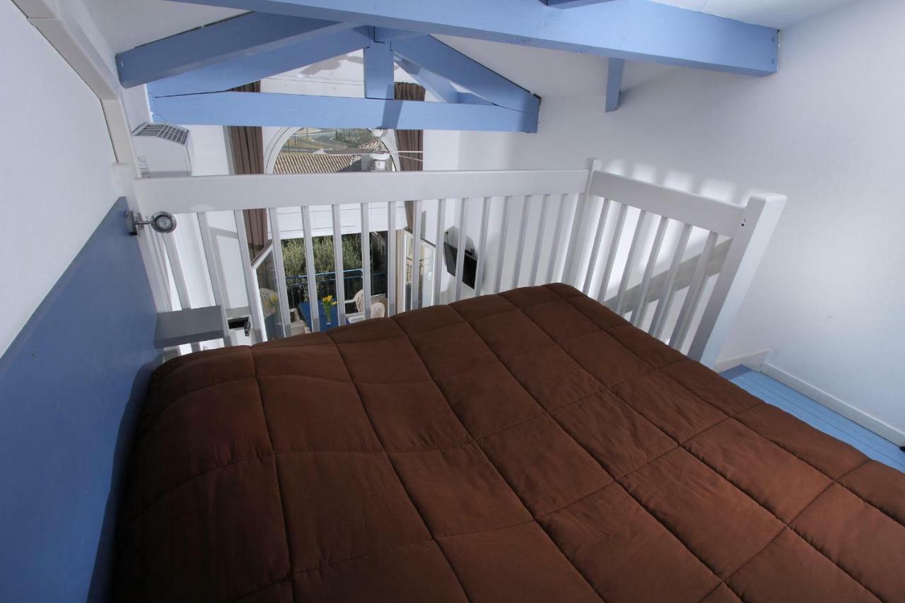 Studio Mezzanine Terrace