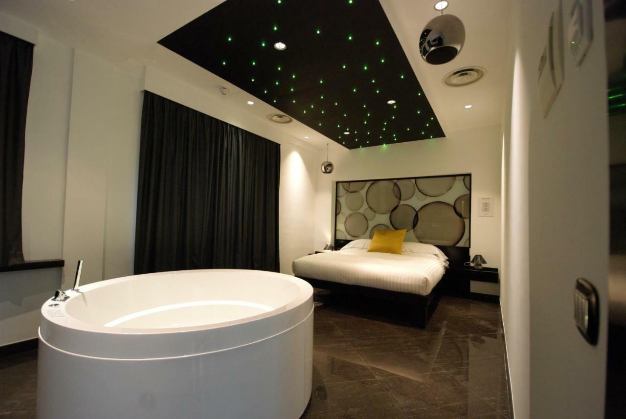 Suite Hot Tub