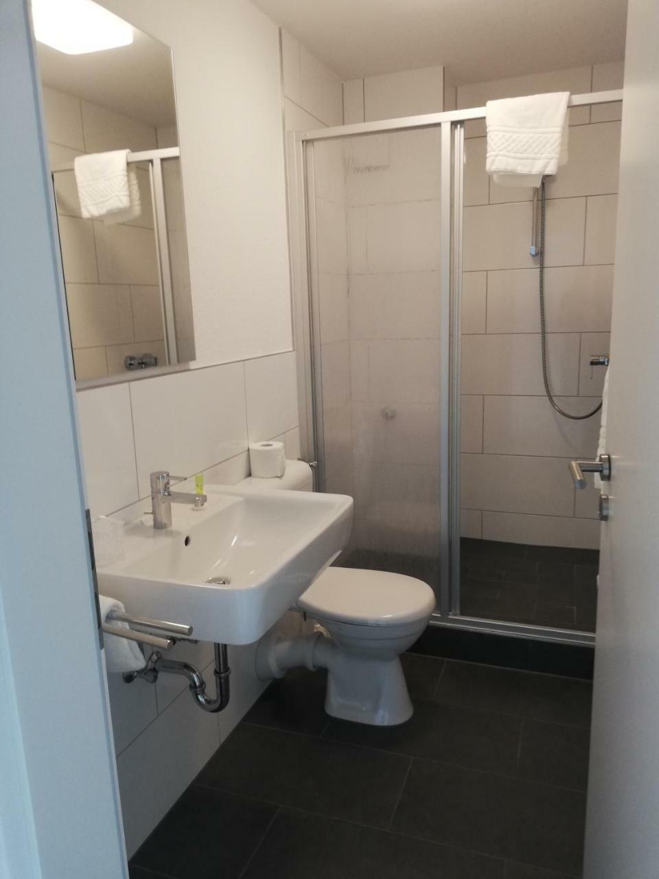 Apartment mit Balkon