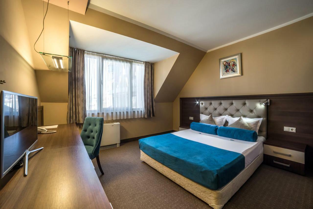 Zimmer mit Queensize-Bett
