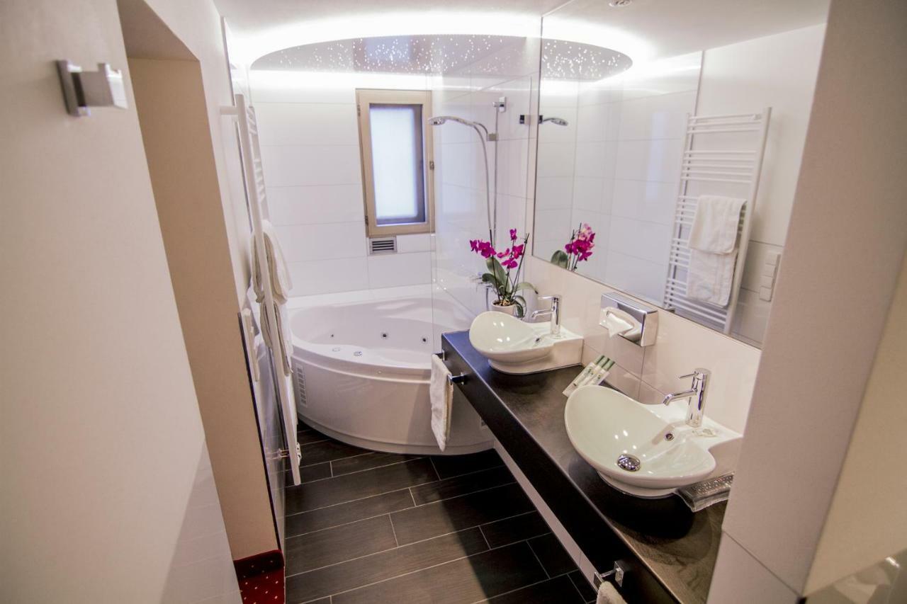 Comfort Double Room Hot Tub Main Building
