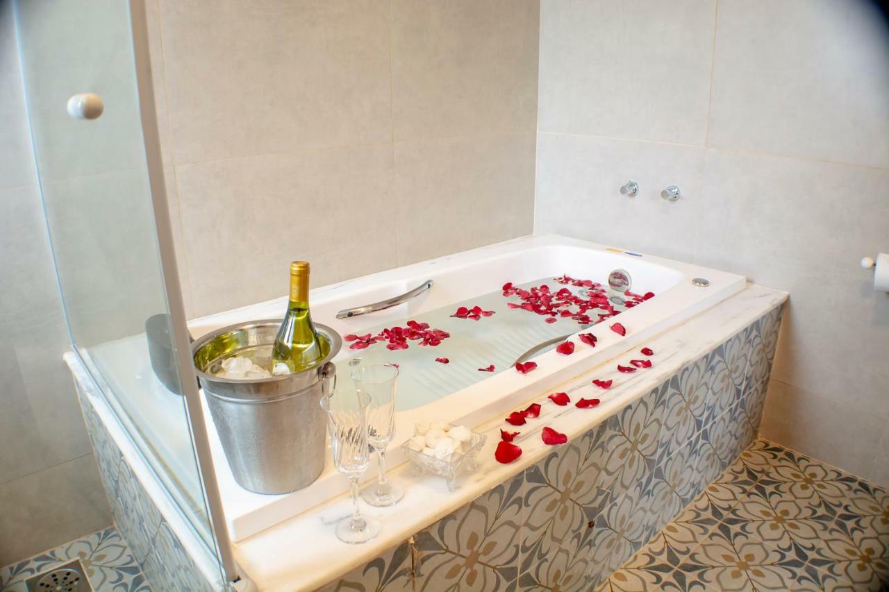 Double or Twin Room Spa Bath
