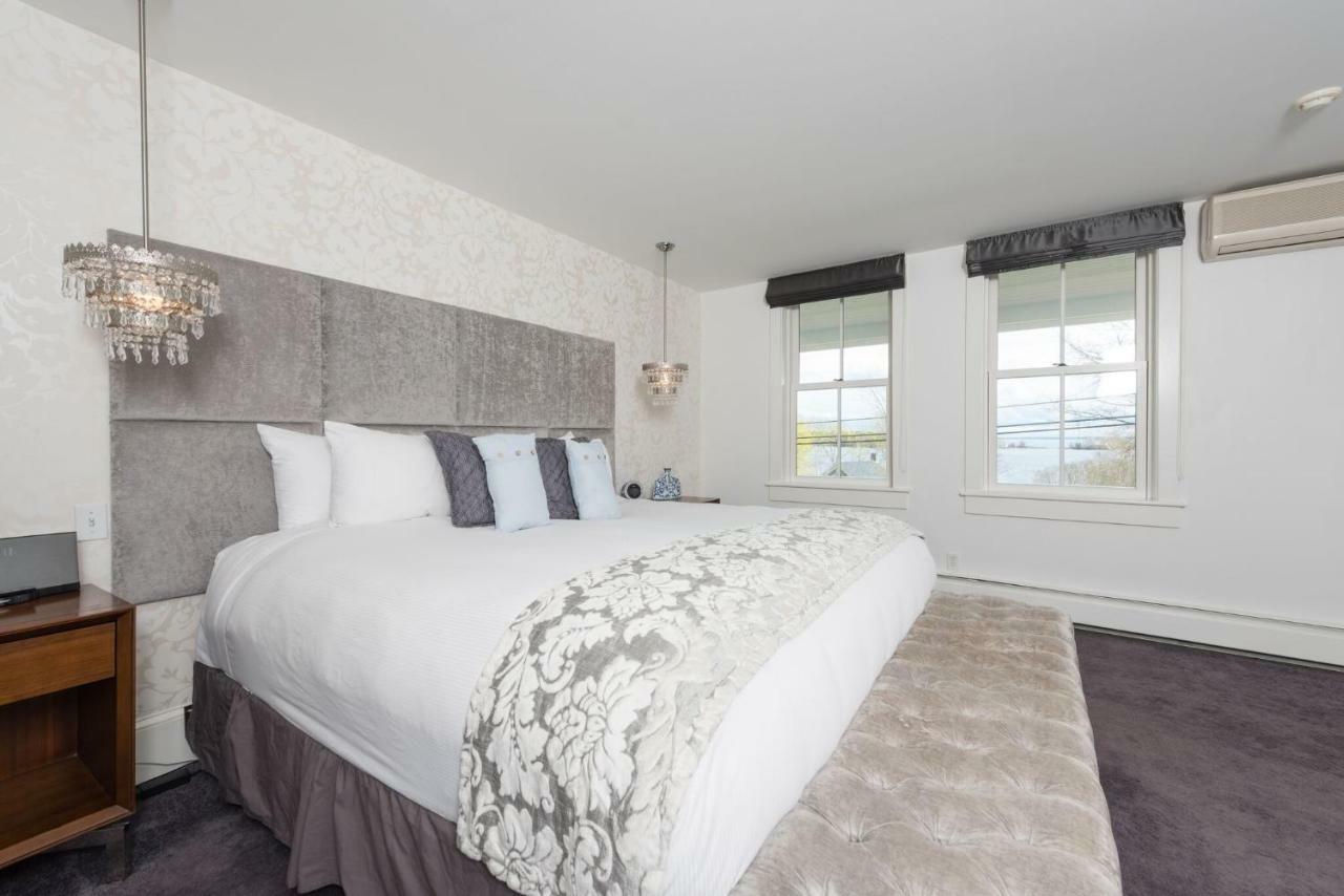 Suite Balcony